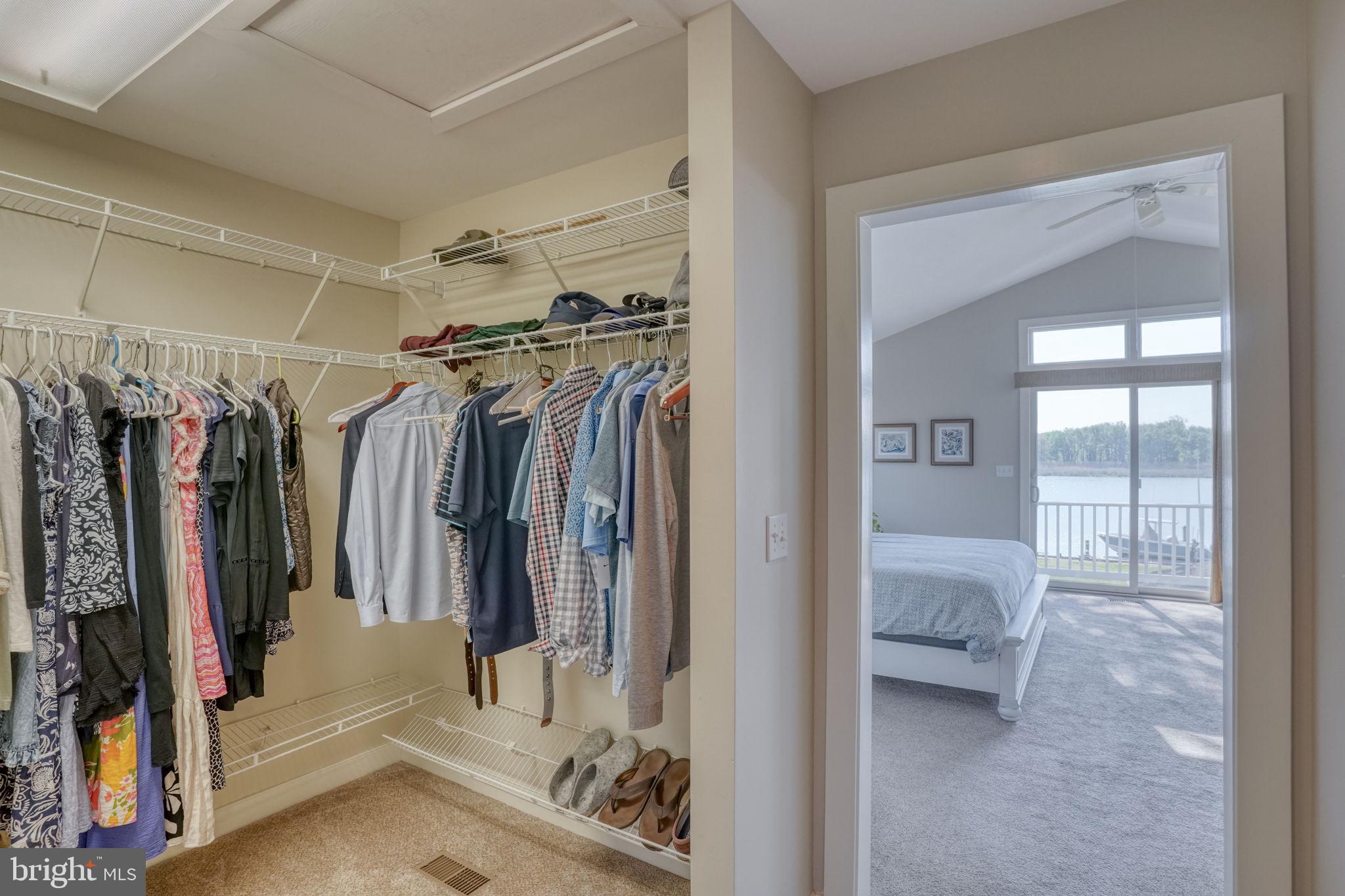 QUEEN ANNE COLONY - Residential