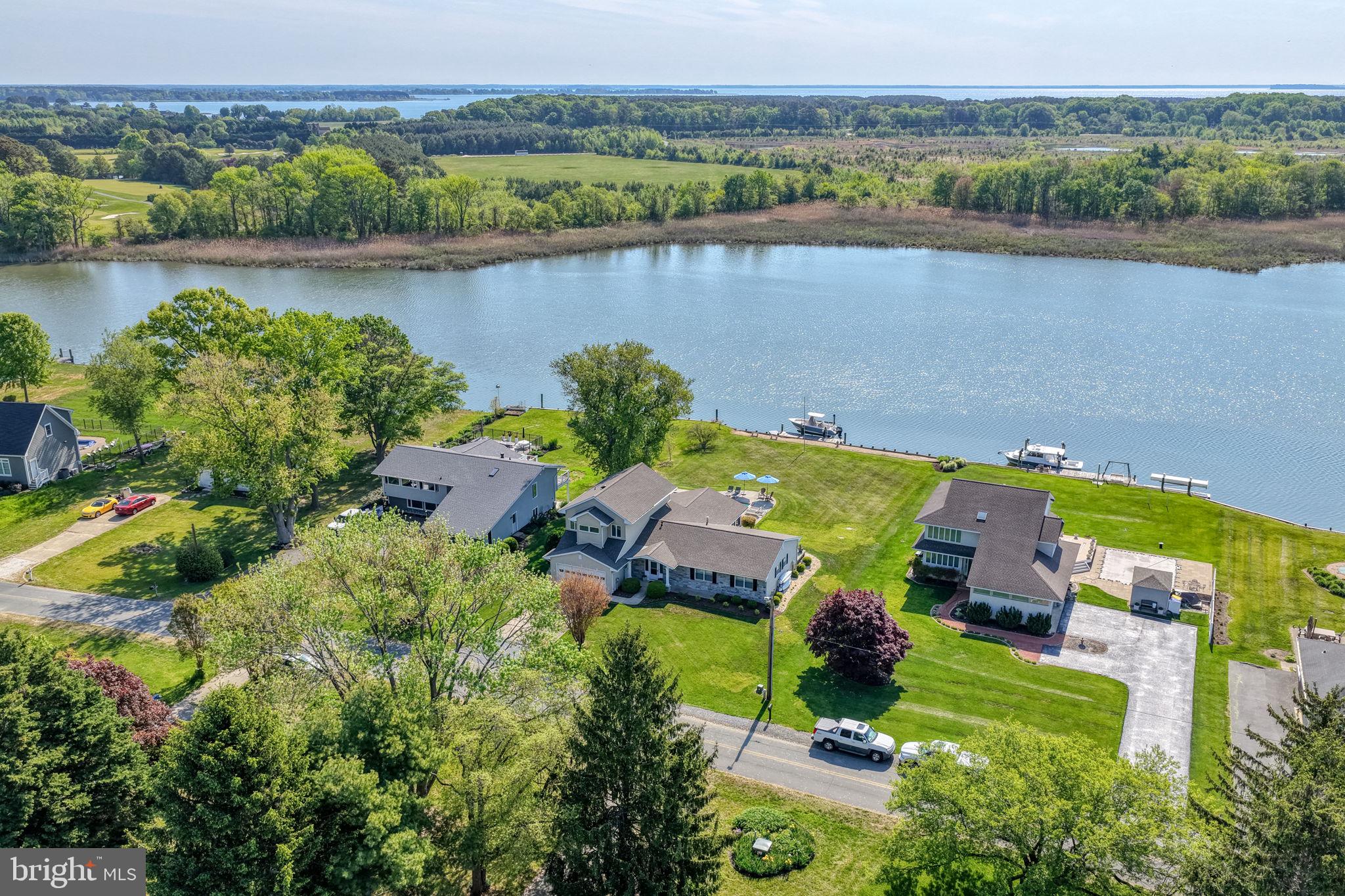 QUEEN ANNE COLONY - Residential