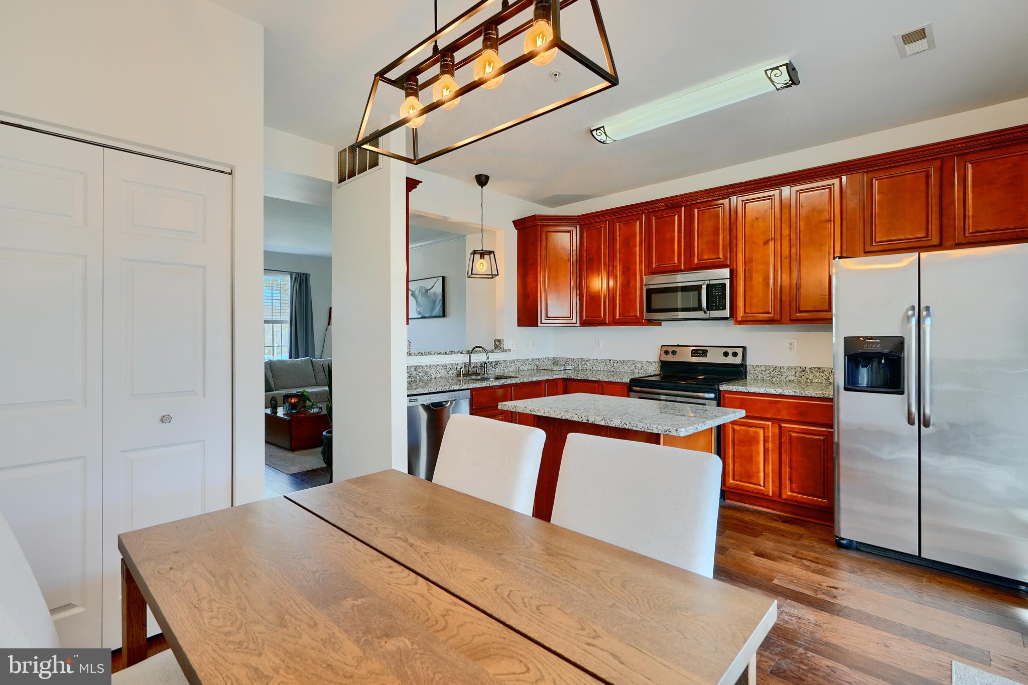 HICKORY OVERLOOK - Residential Lease