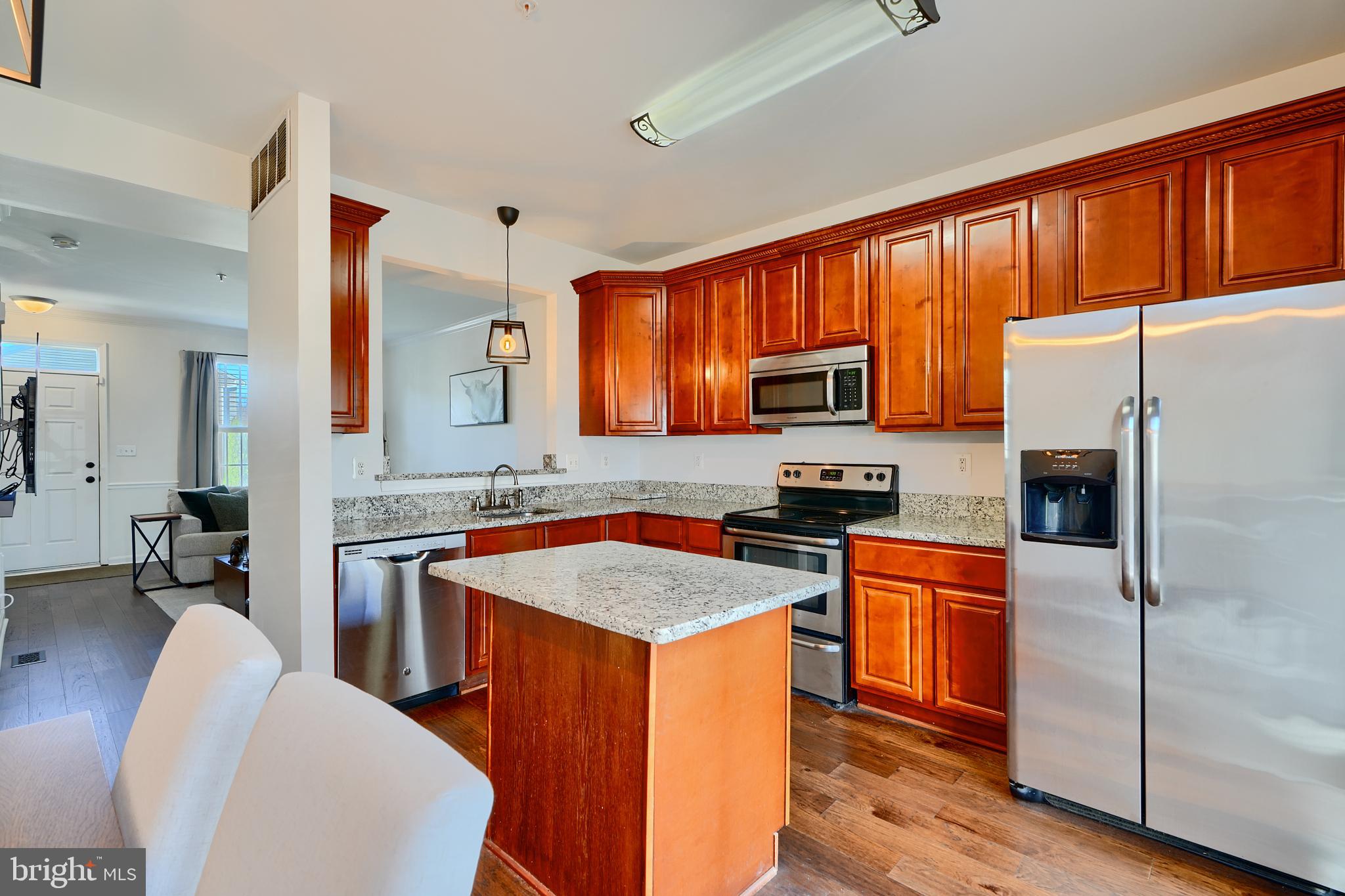 HICKORY OVERLOOK - Residential Lease