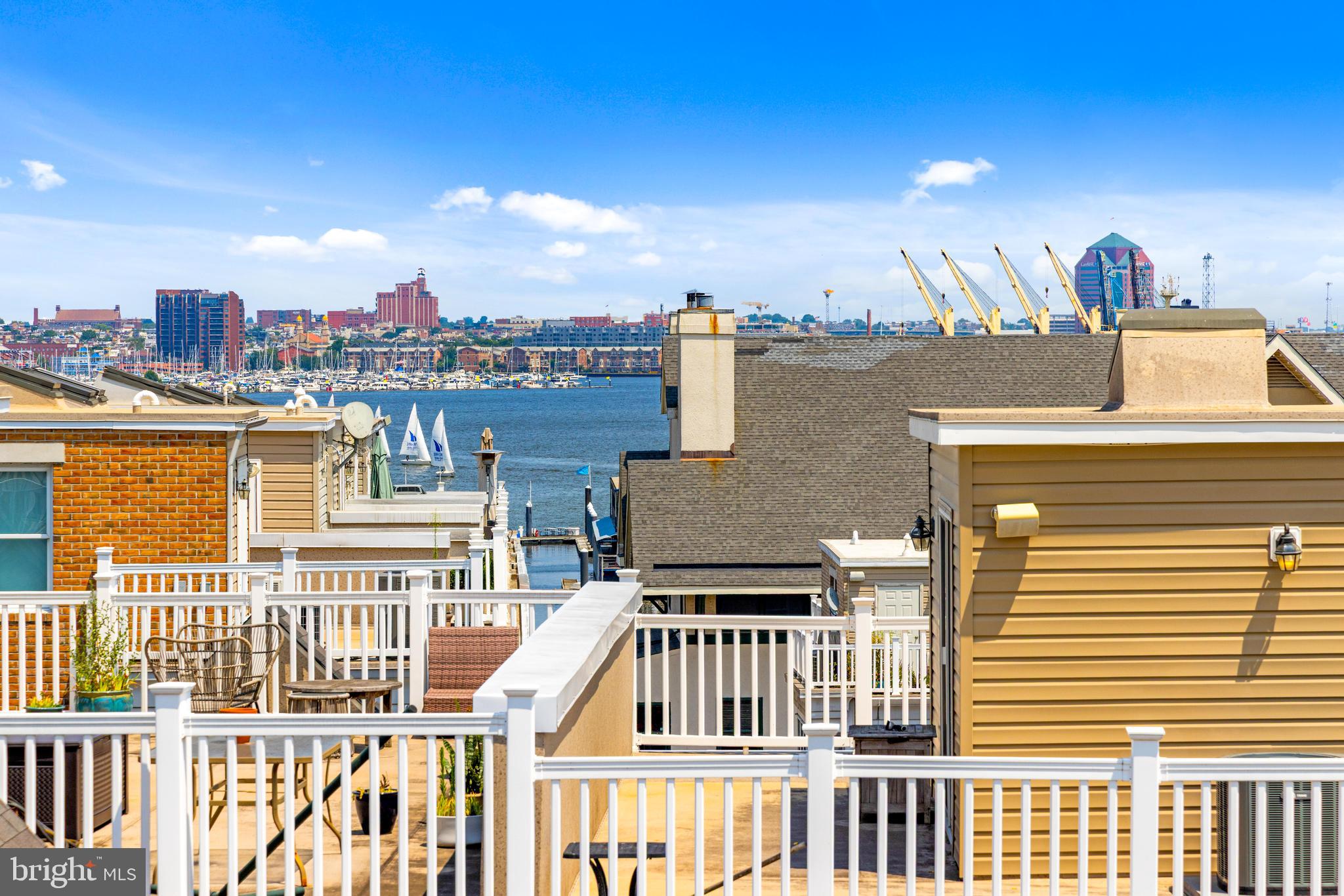 THE TOWERS - Residential