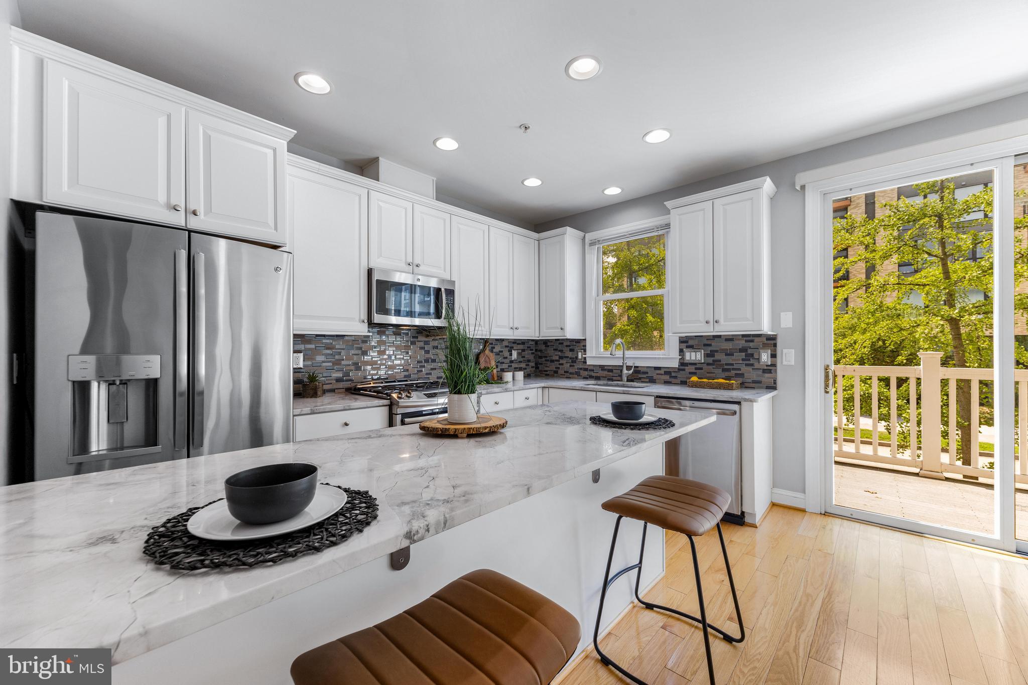 THE TOWERS - Residential