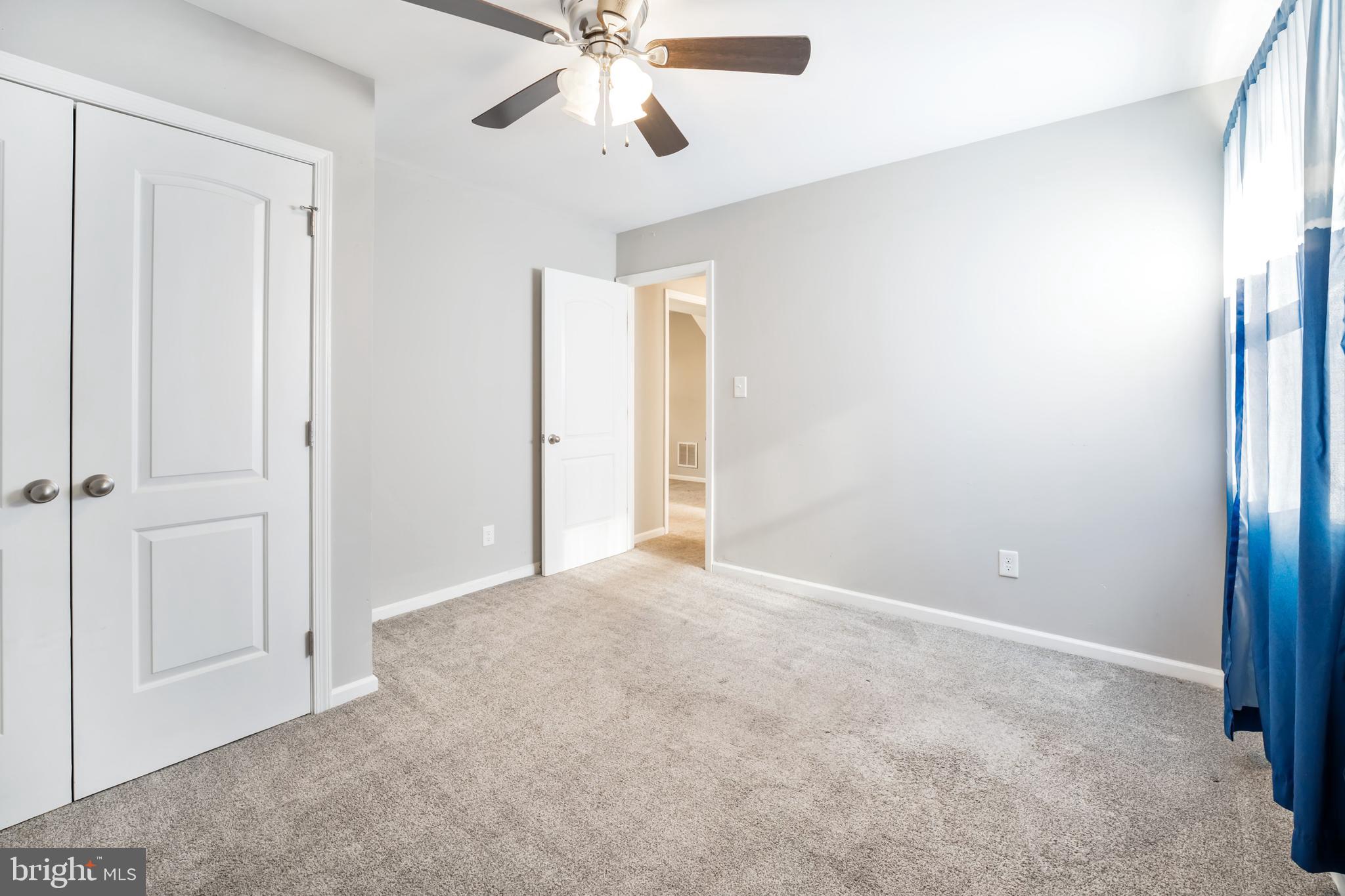 WALNUT HILL - Residential