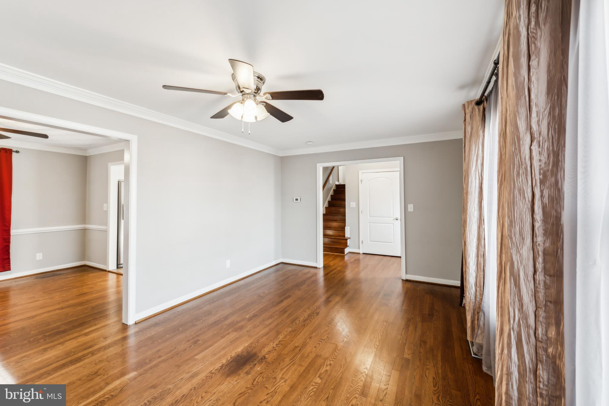 WALNUT HILL - Residential