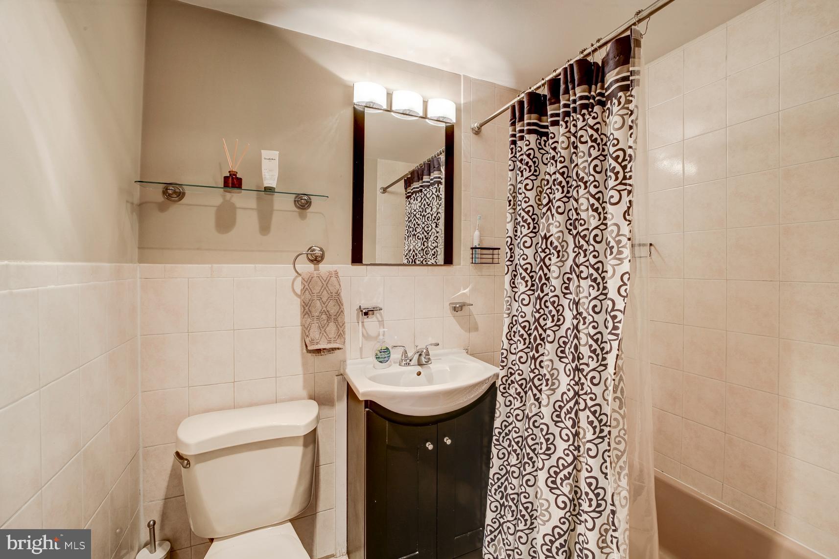 PARK SUTTON CODM - Residential Lease