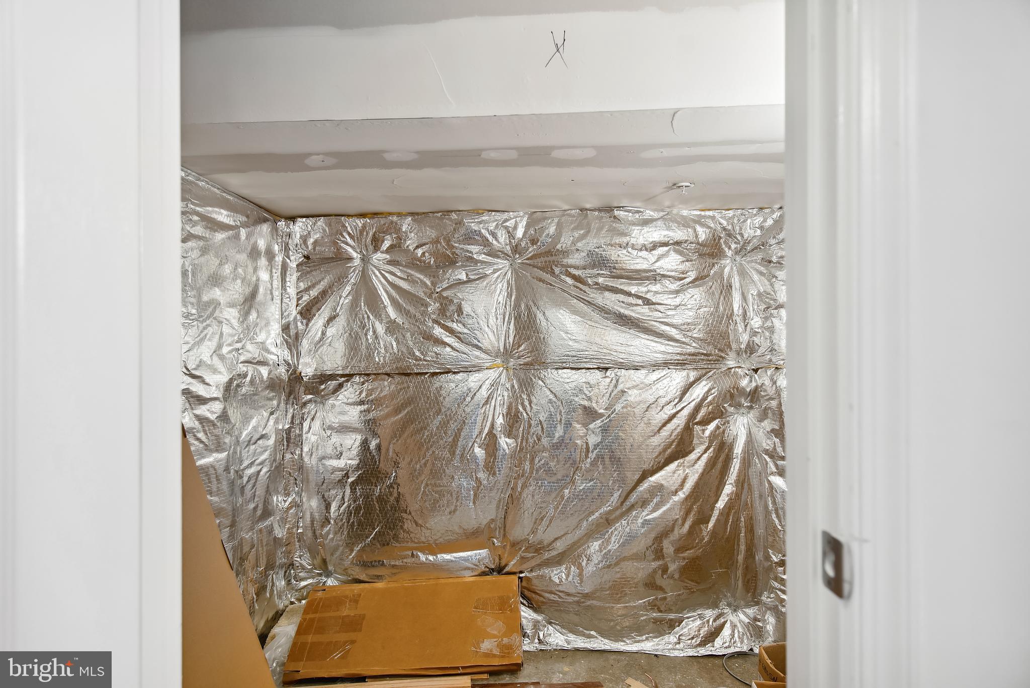 POINTE AT ARUNDEL PRESERVES - Residential Lease