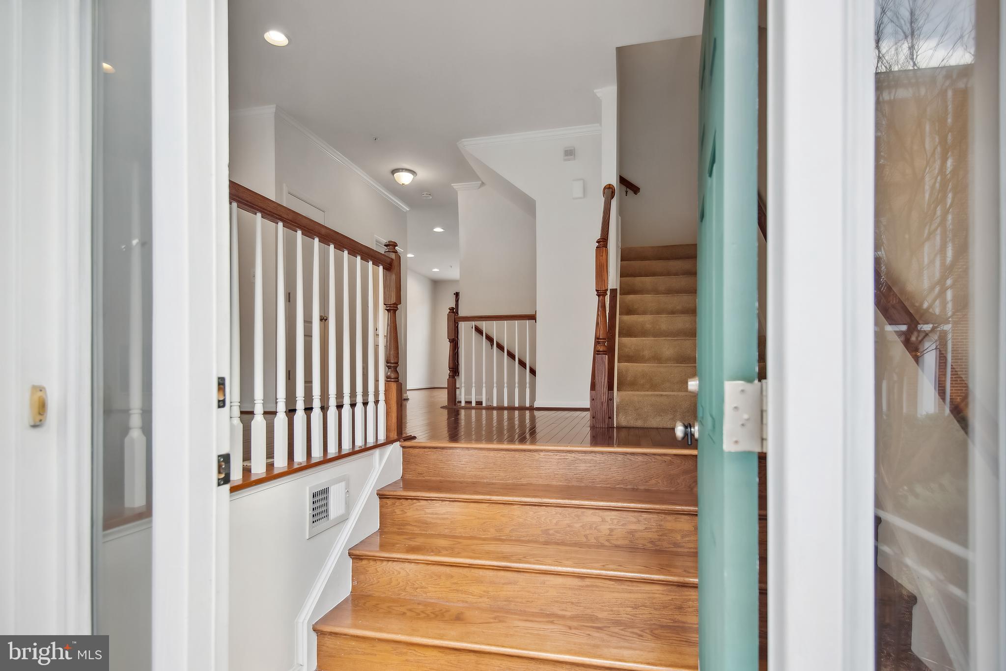 POINTE AT ARUNDEL PRESERVES - Residential Lease