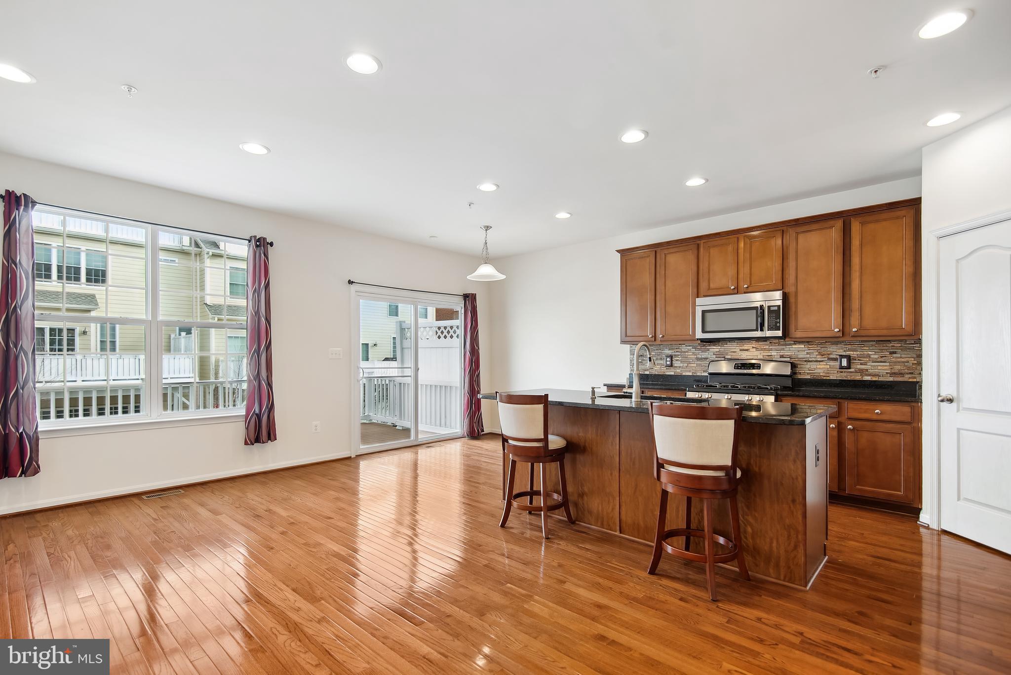 POINTE AT ARUNDEL PRESERVES - Residential Lease