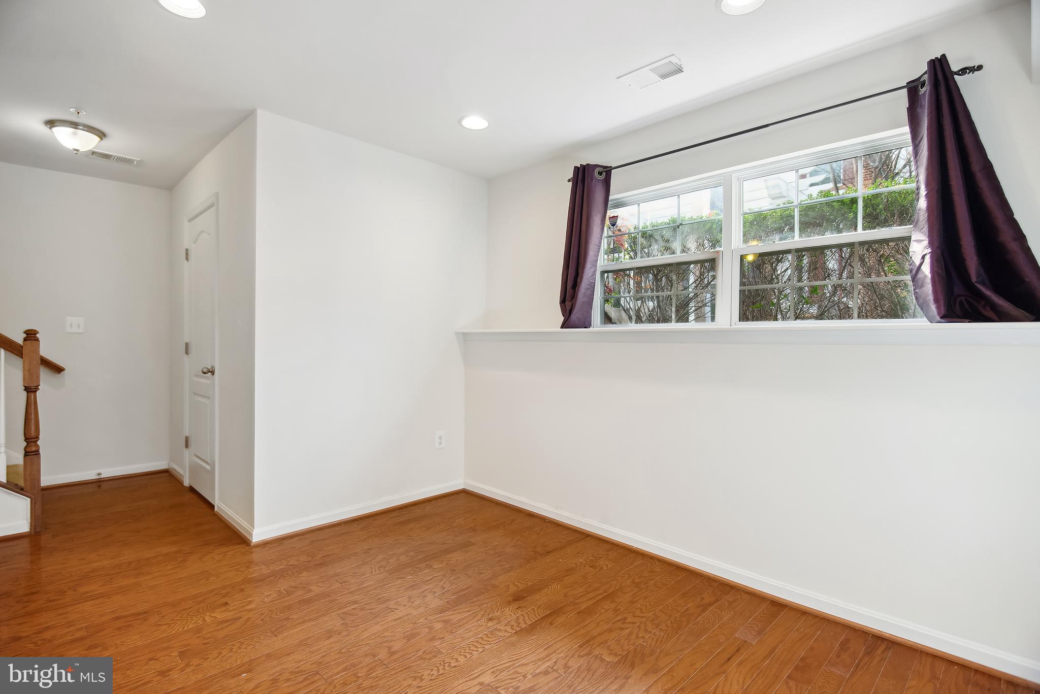 POINTE AT ARUNDEL PRESERVES - Residential Lease