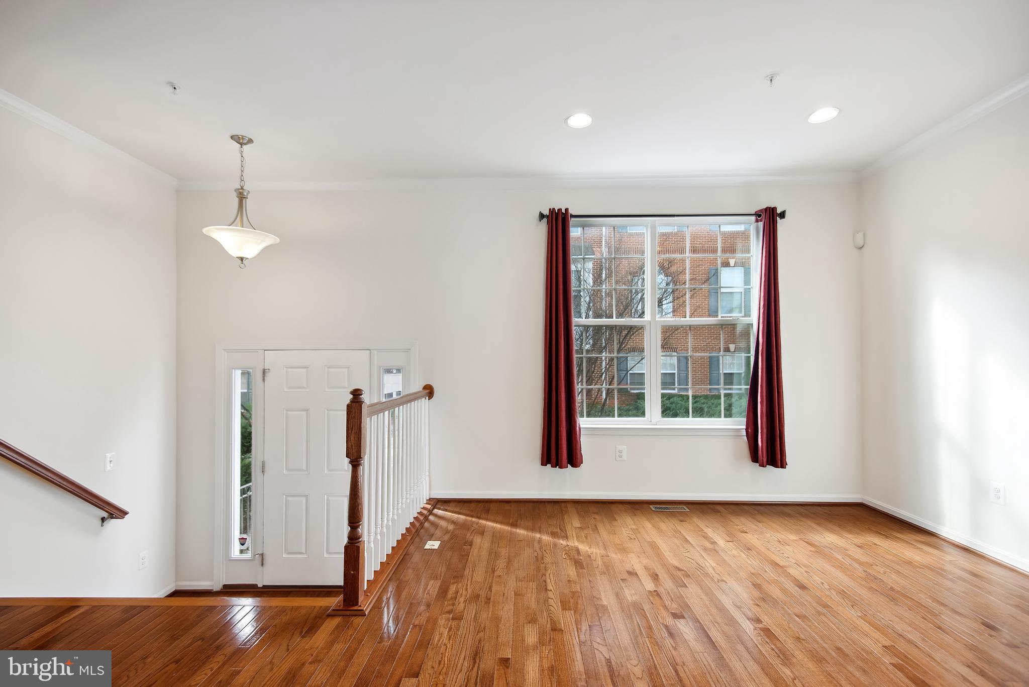 POINTE AT ARUNDEL PRESERVES - Residential Lease