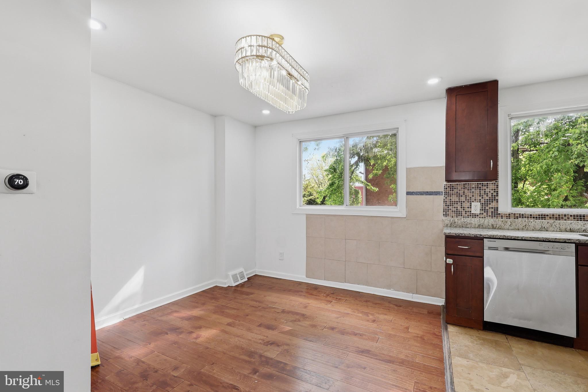 PARKWOOD - Residential