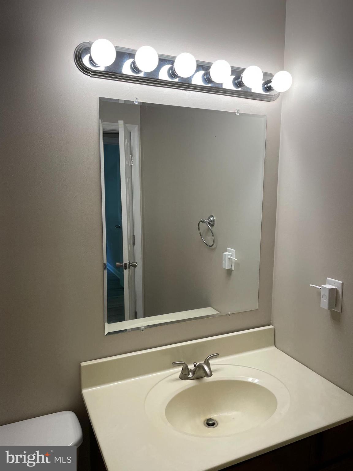 WHITE SANDS - Residential