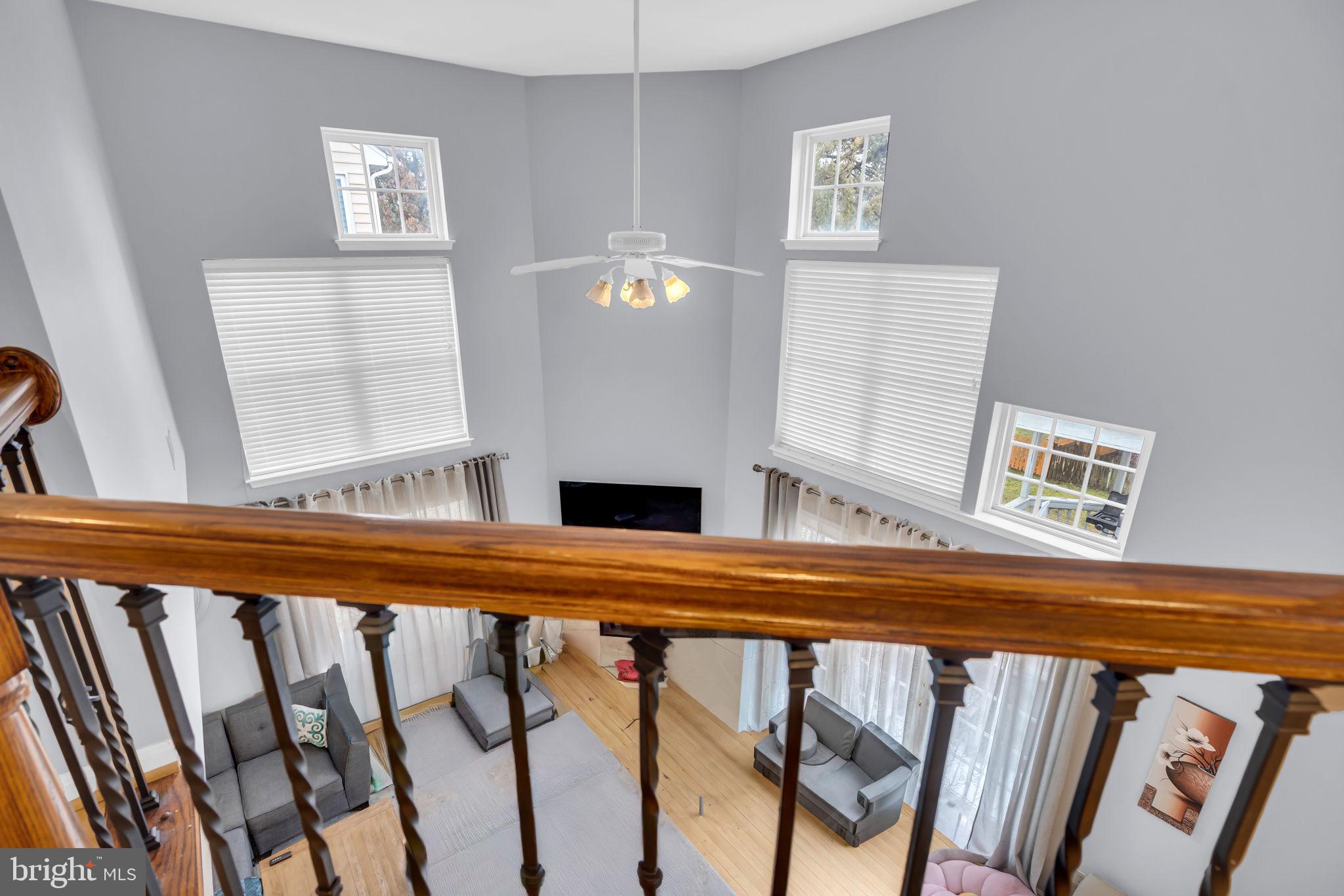 SOUTH RIDING - Residential