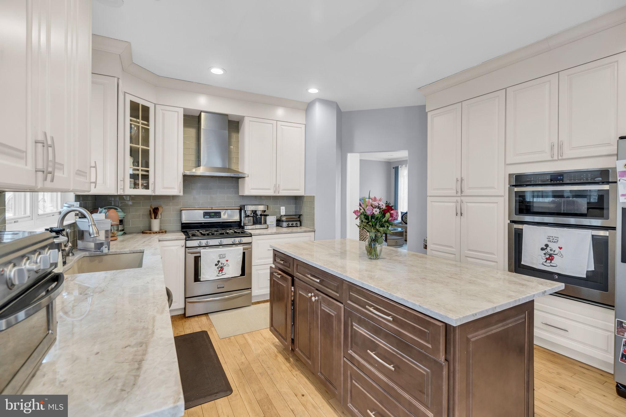 SOUTH RIDING - Residential