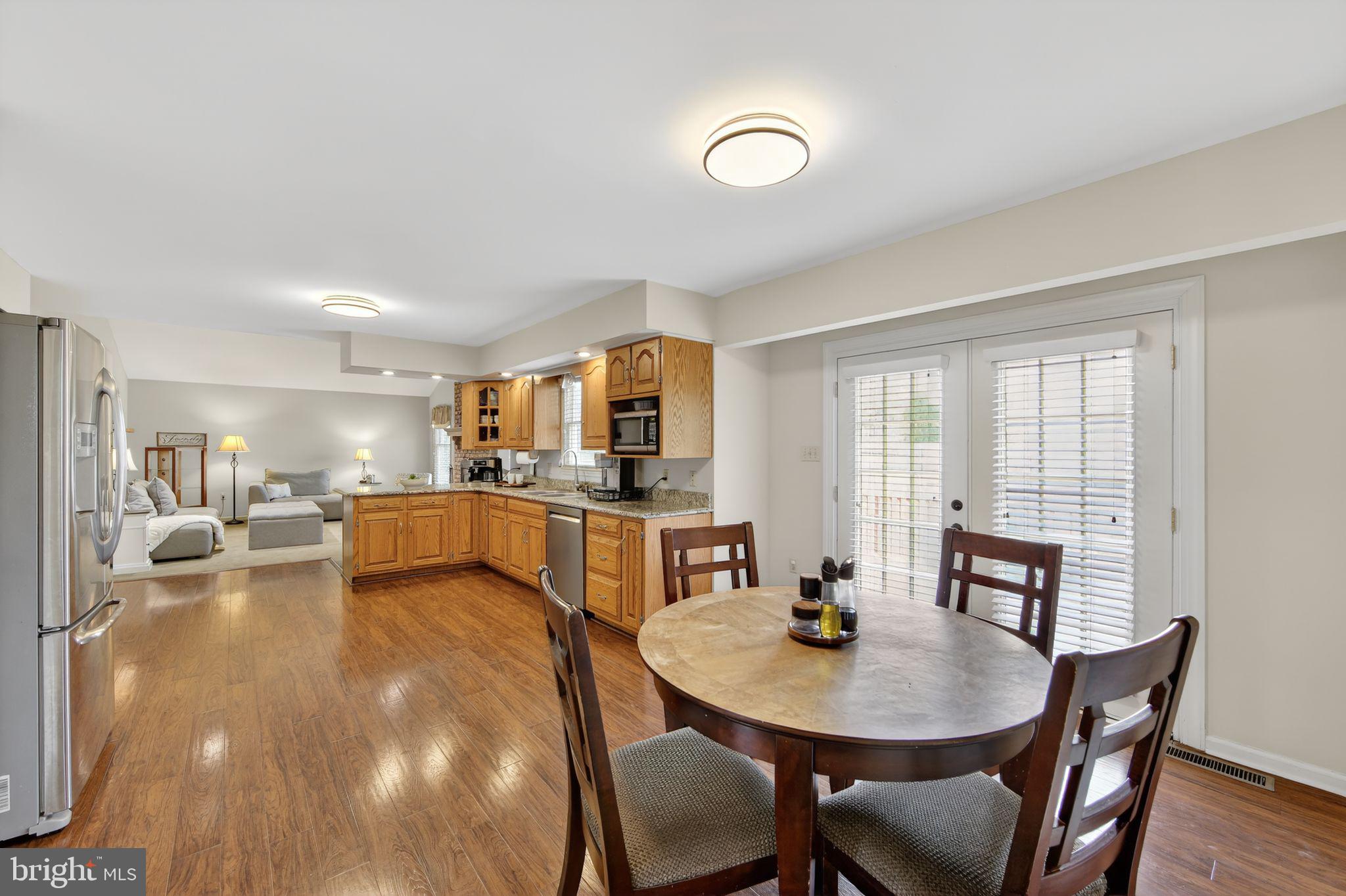 DOUGLAS MEADOWS - Residential