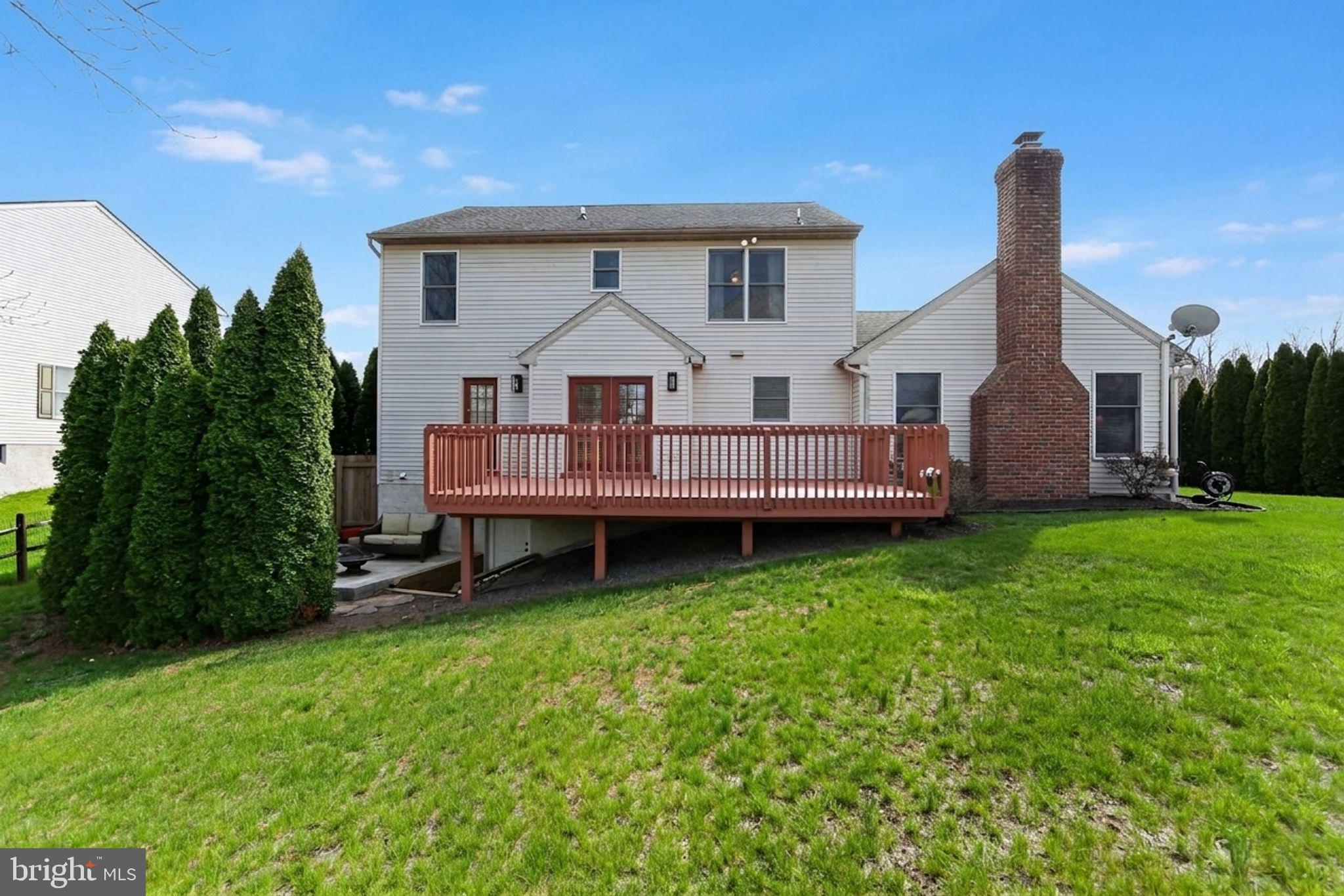 DOUGLAS MEADOWS - Residential