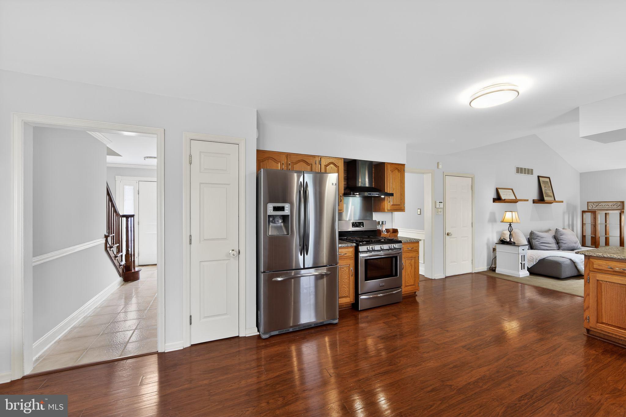 DOUGLAS MEADOWS - Residential