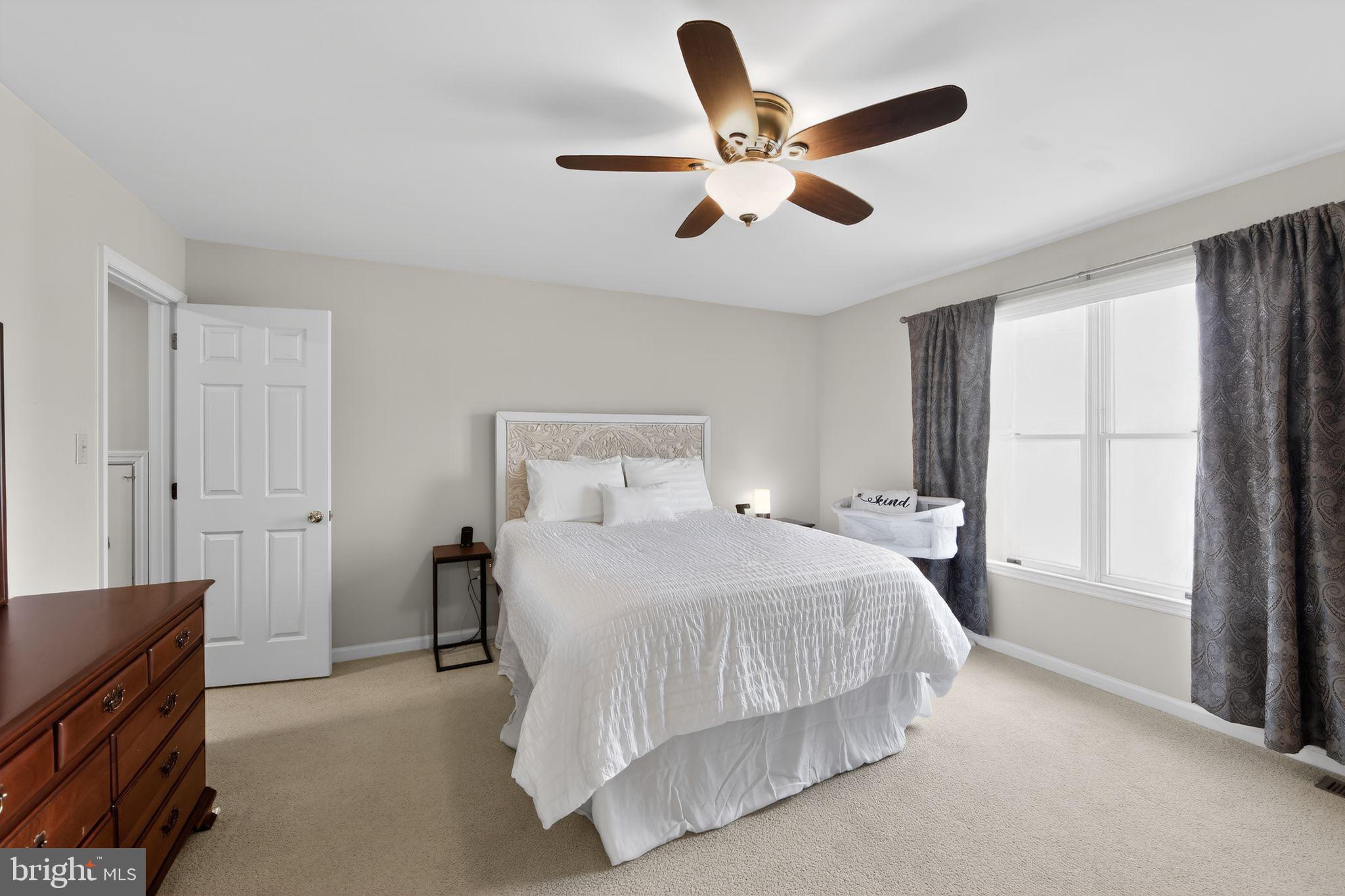 DOUGLAS MEADOWS - Residential