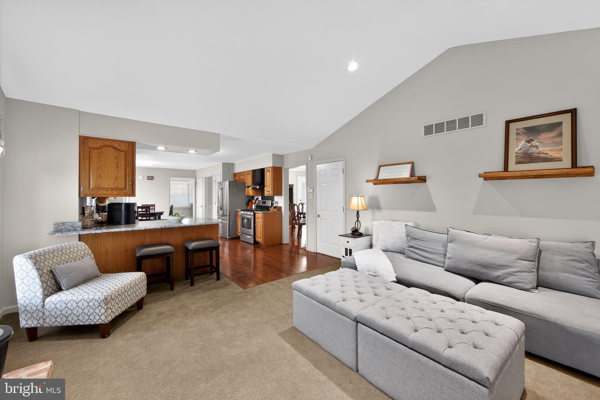 DOUGLAS MEADOWS - Residential