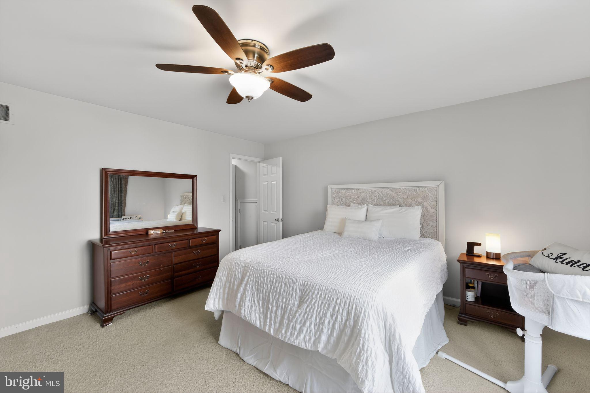 DOUGLAS MEADOWS - Residential