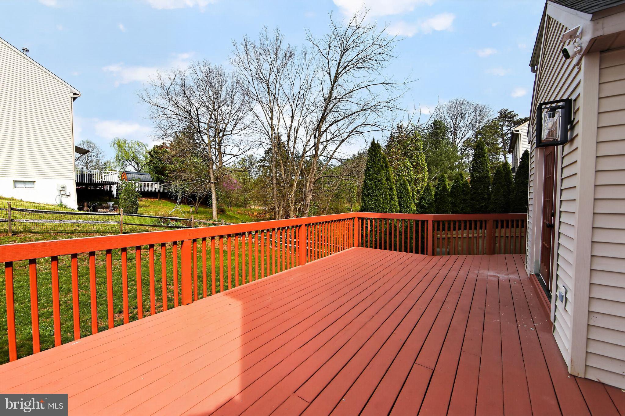 DOUGLAS MEADOWS - Residential