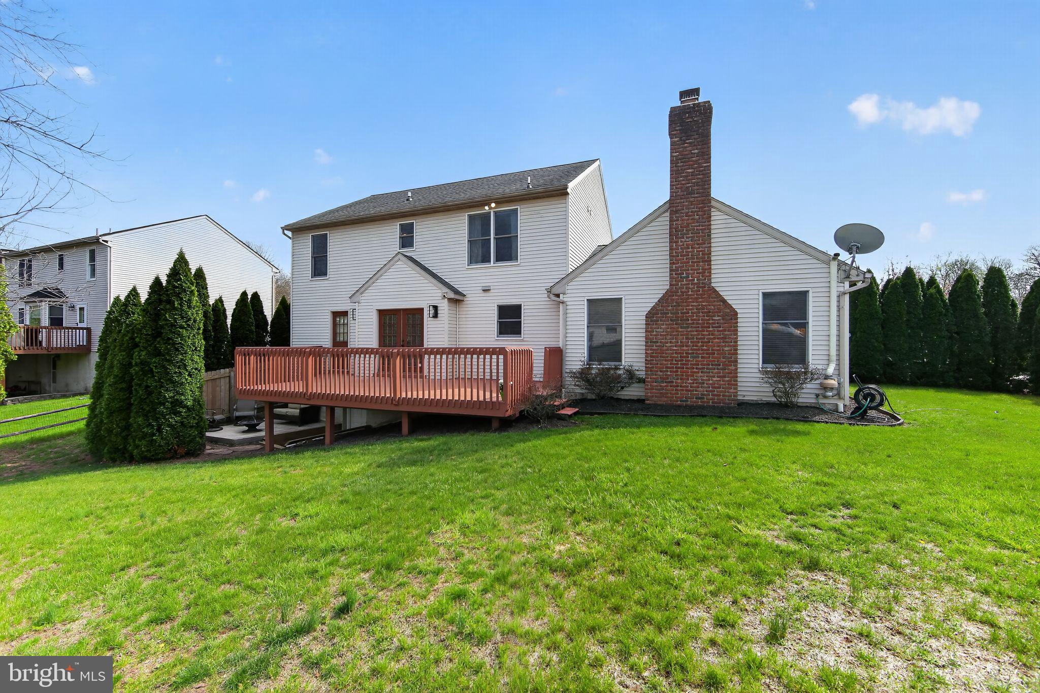 DOUGLAS MEADOWS - Residential