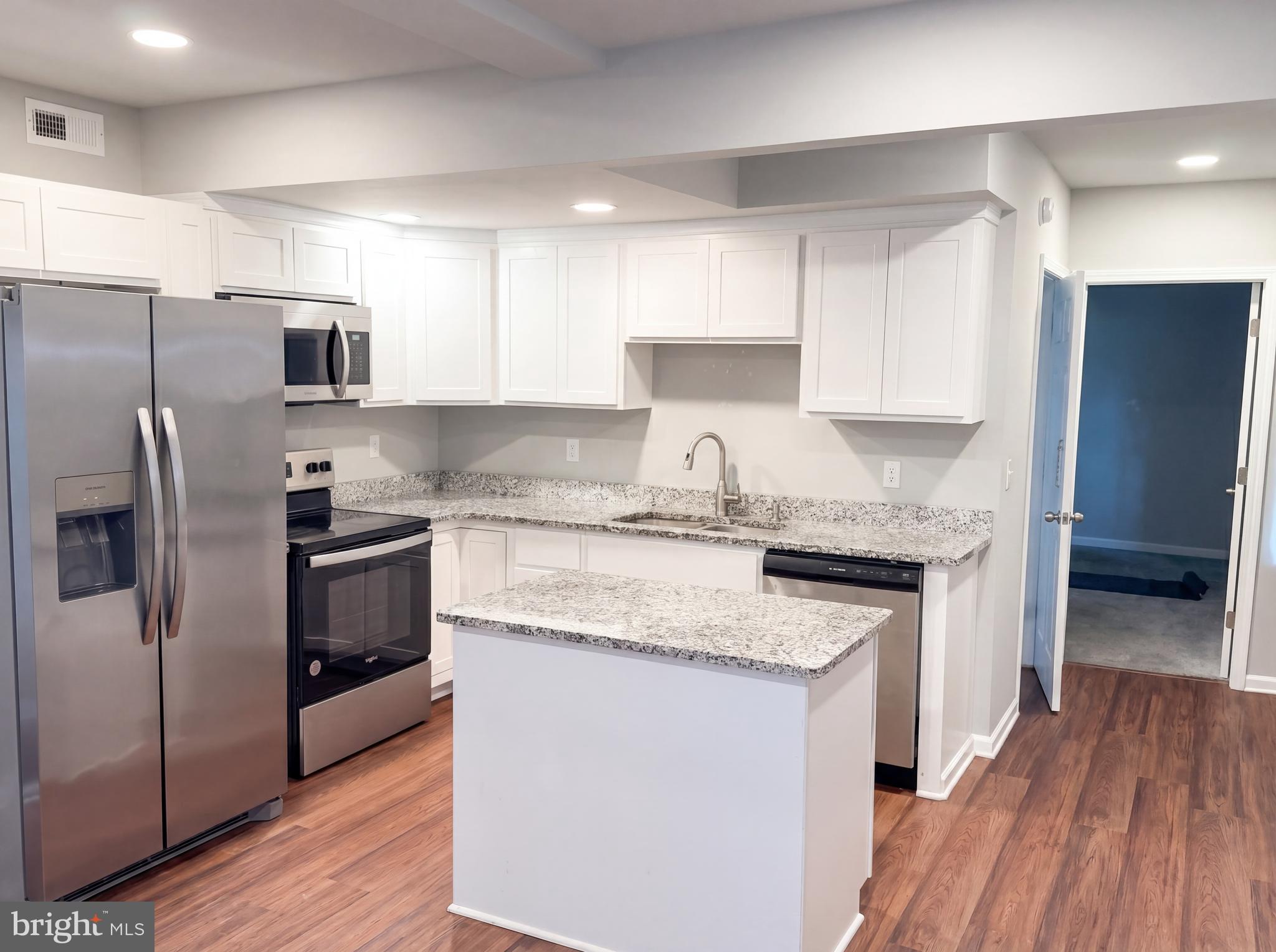 GREEN MDWS - Residential