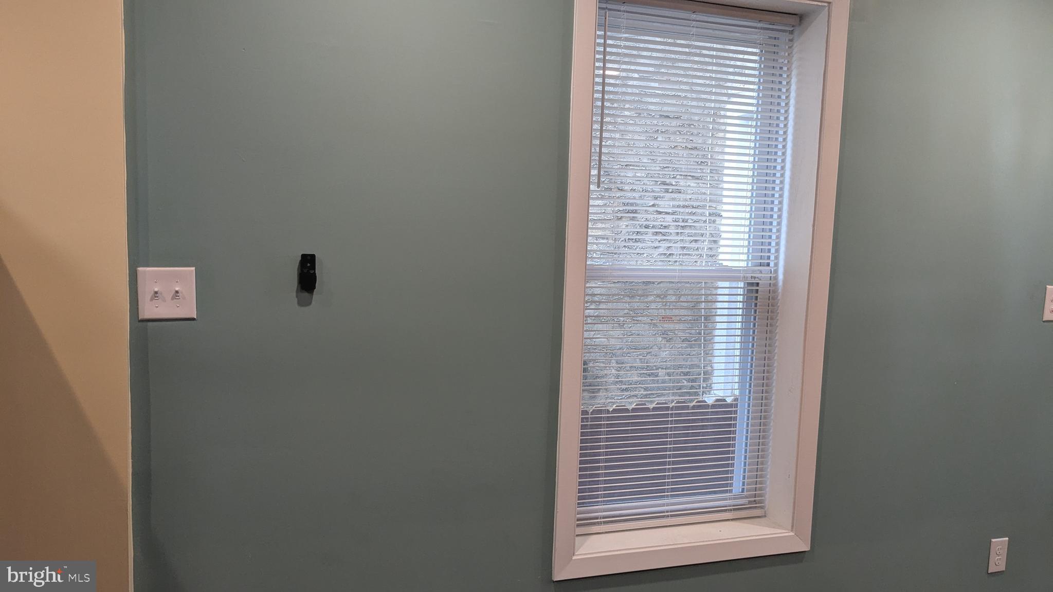 PHILADELPHIA (WEST) - Residential