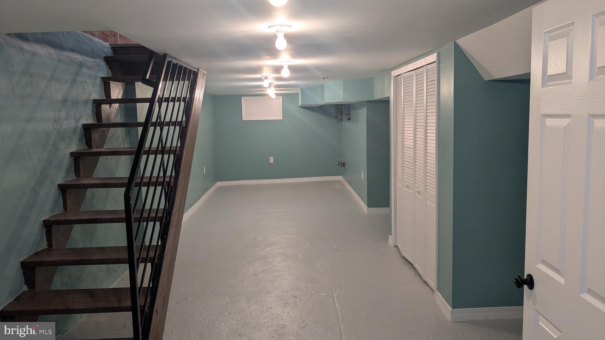 PHILADELPHIA (WEST) - Residential