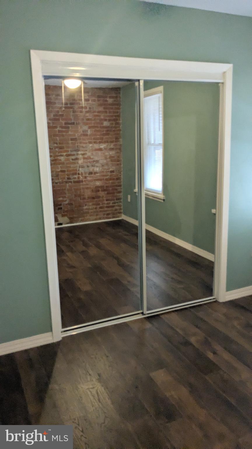 PHILADELPHIA (WEST) - Residential