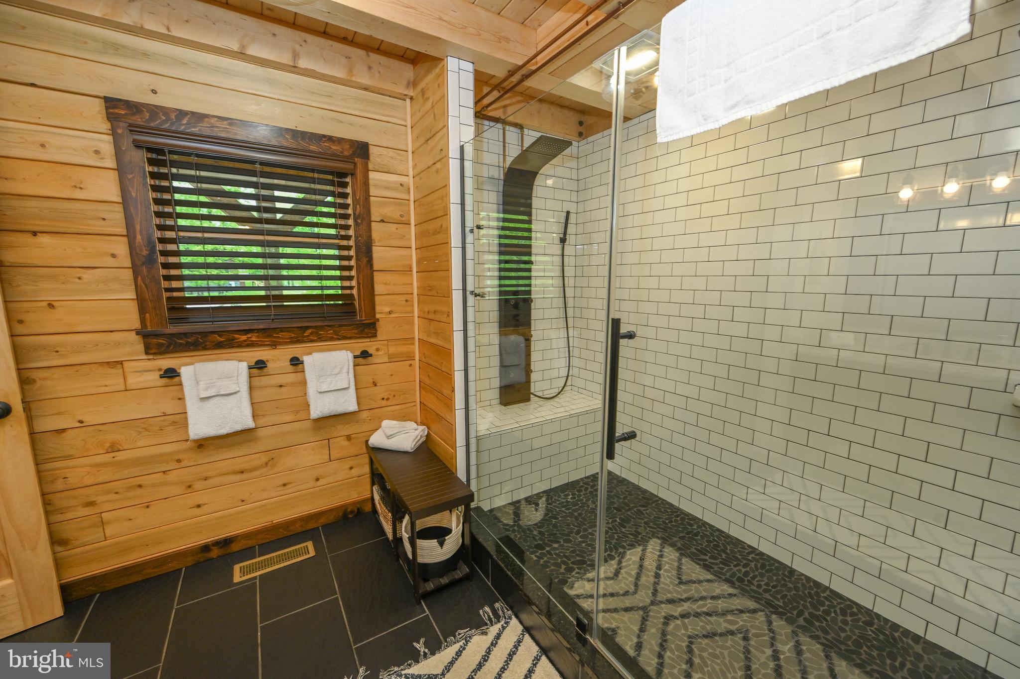 LODESTONE SUB - Residential