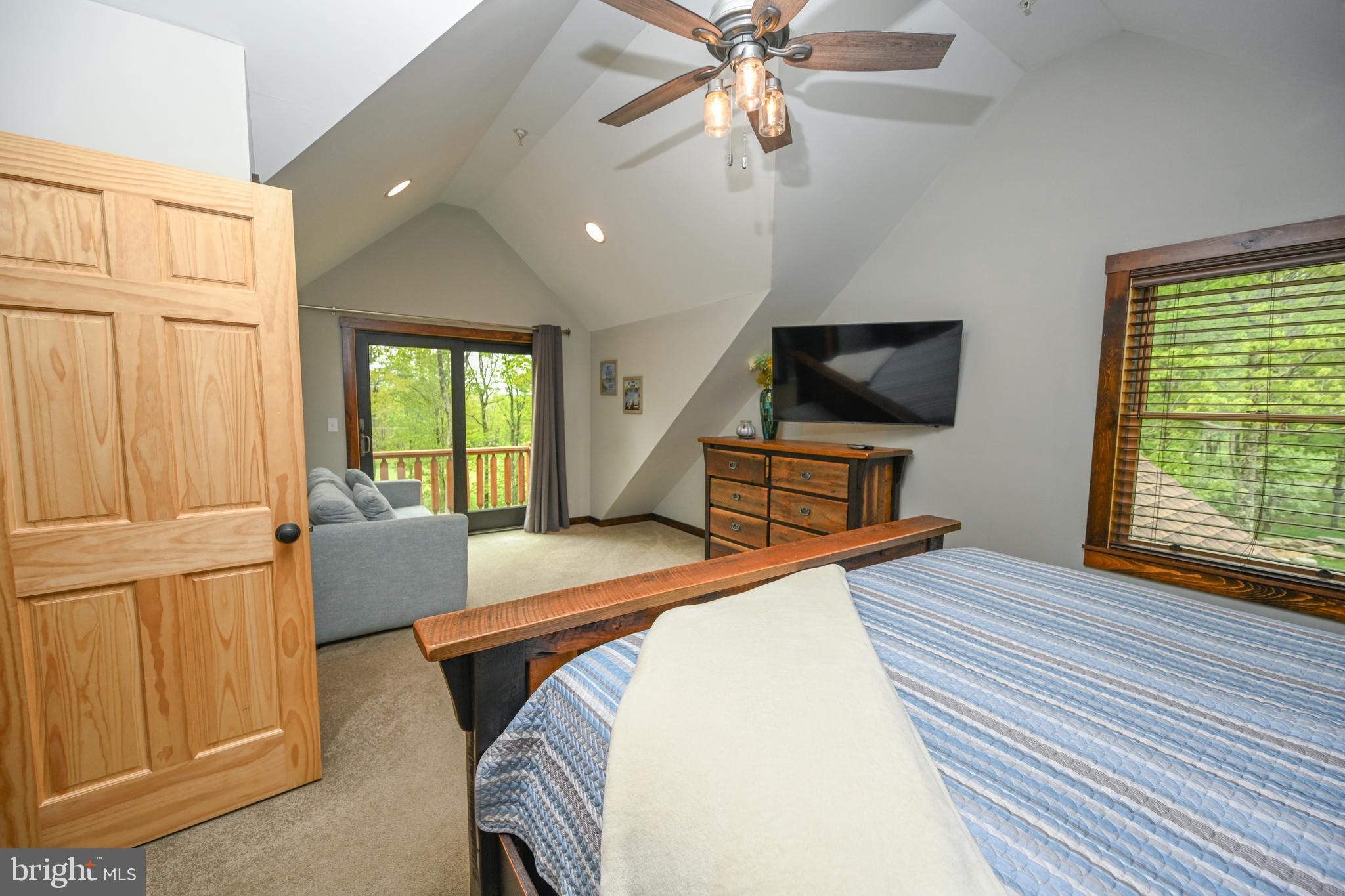 LODESTONE SUB - Residential