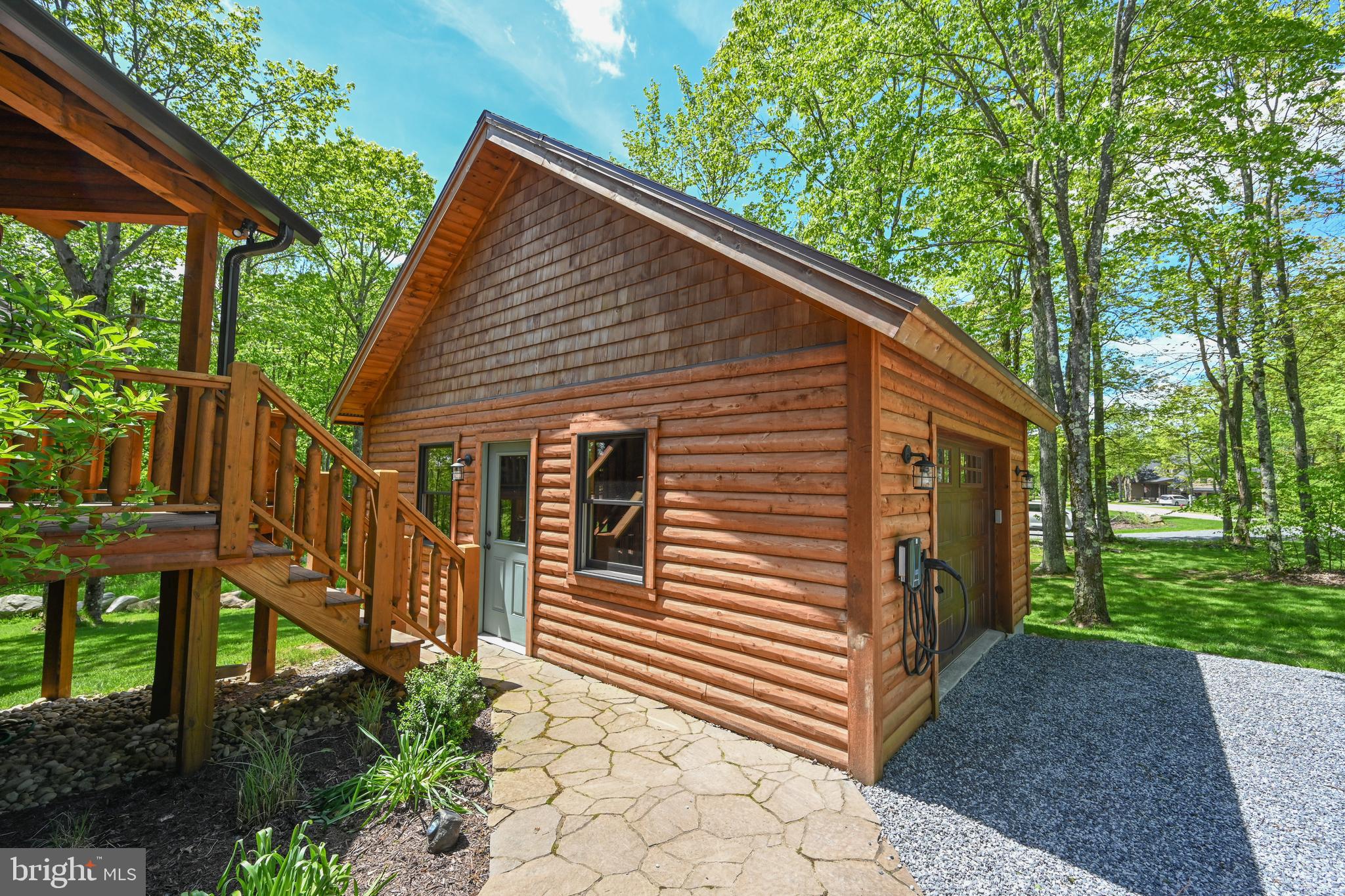 LODESTONE SUB - Residential