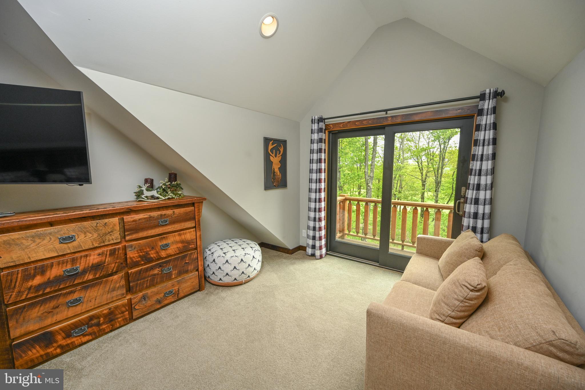 LODESTONE SUB - Residential