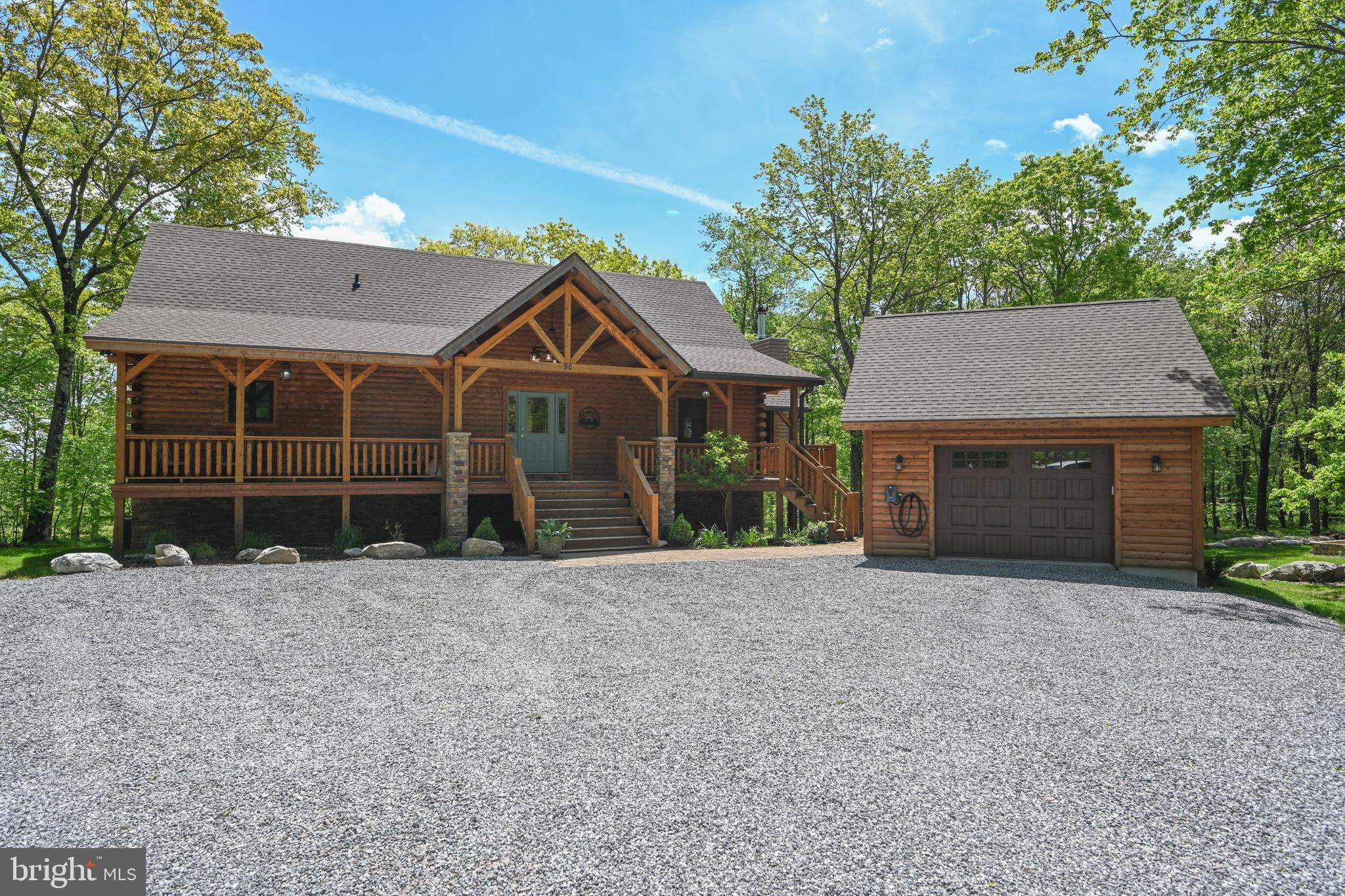 90 BILTMORE RIDGE TRAIL