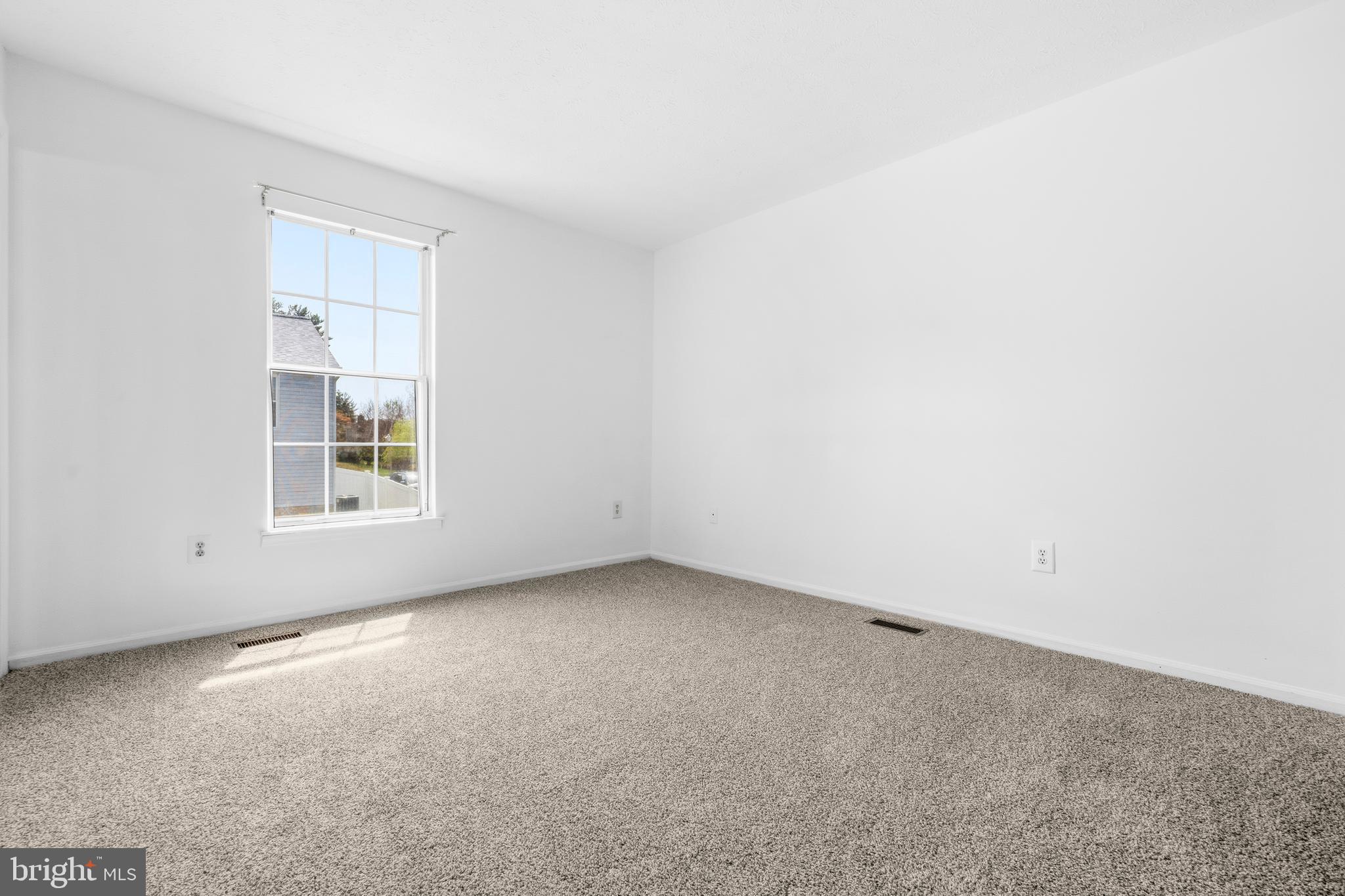 CHADWICK MANOR - Residential