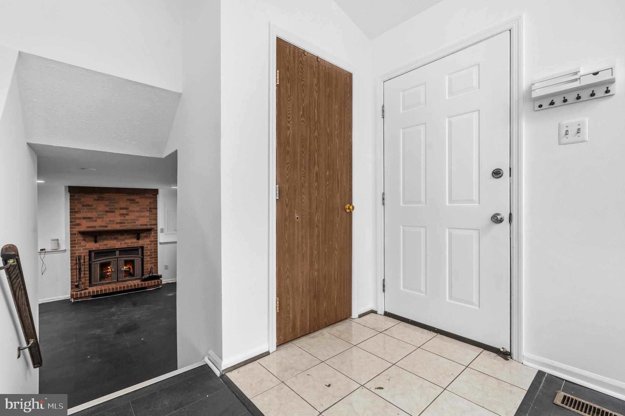 CHADWICK MANOR - Residential