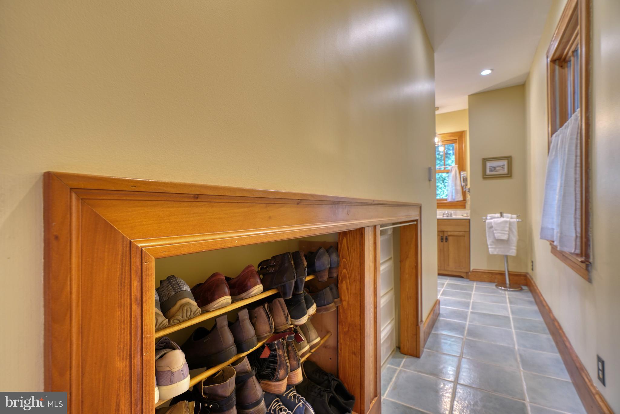 MOUNT WASHINGTON - Residential