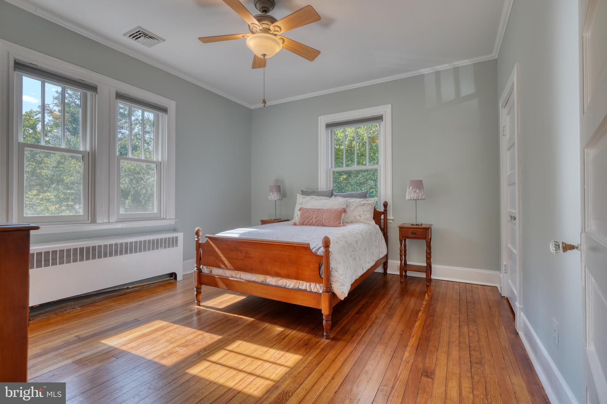 MOUNT WASHINGTON - Residential