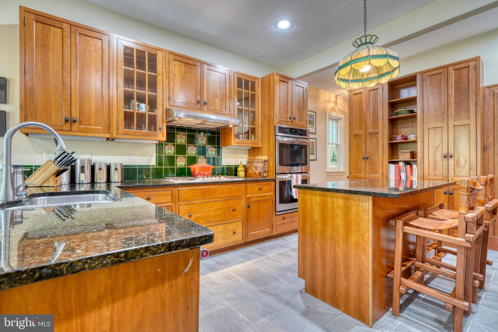 MOUNT WASHINGTON - Residential