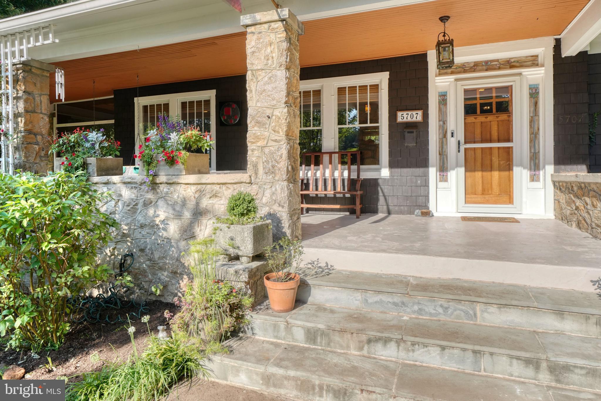 MOUNT WASHINGTON - Residential