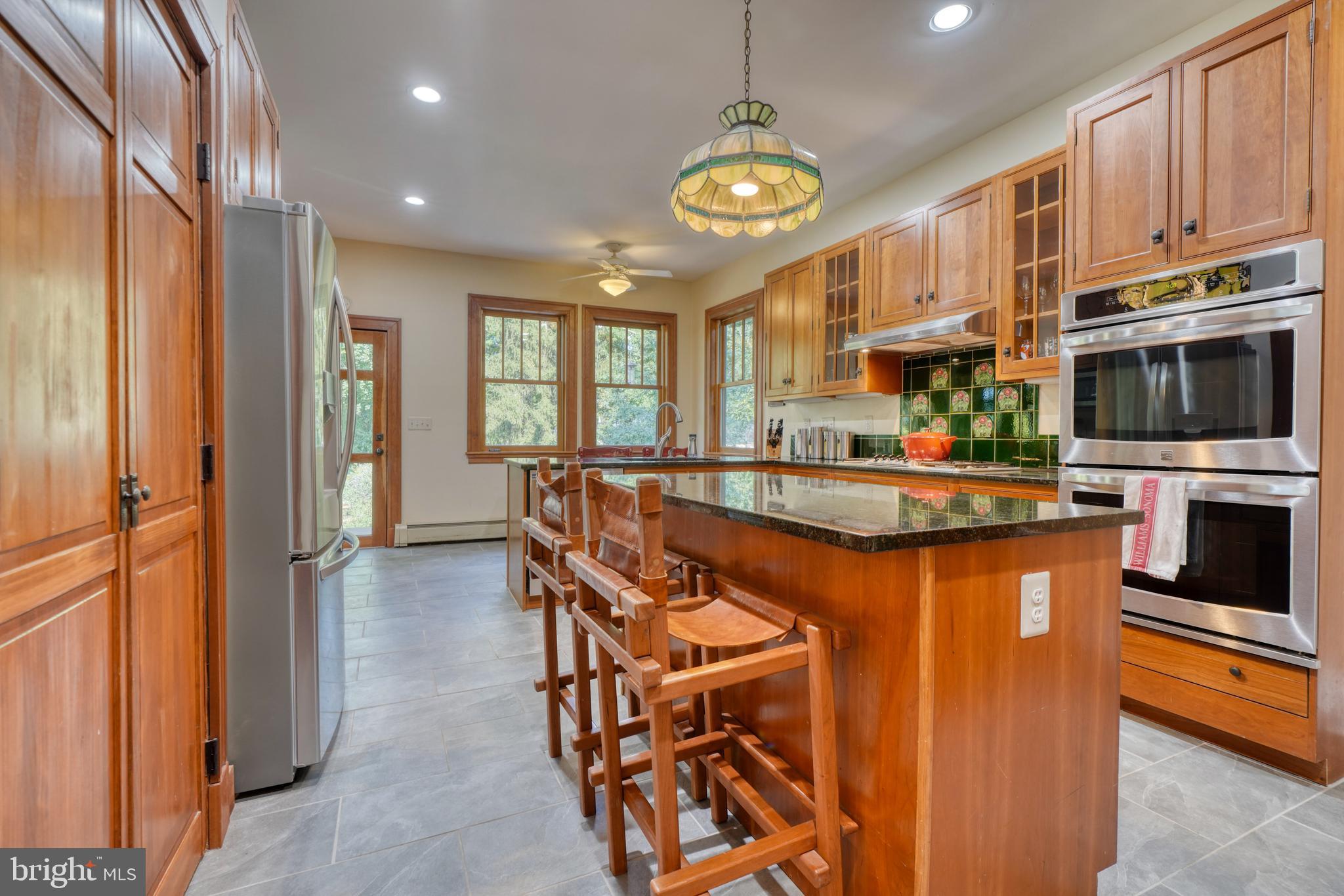 MOUNT WASHINGTON - Residential