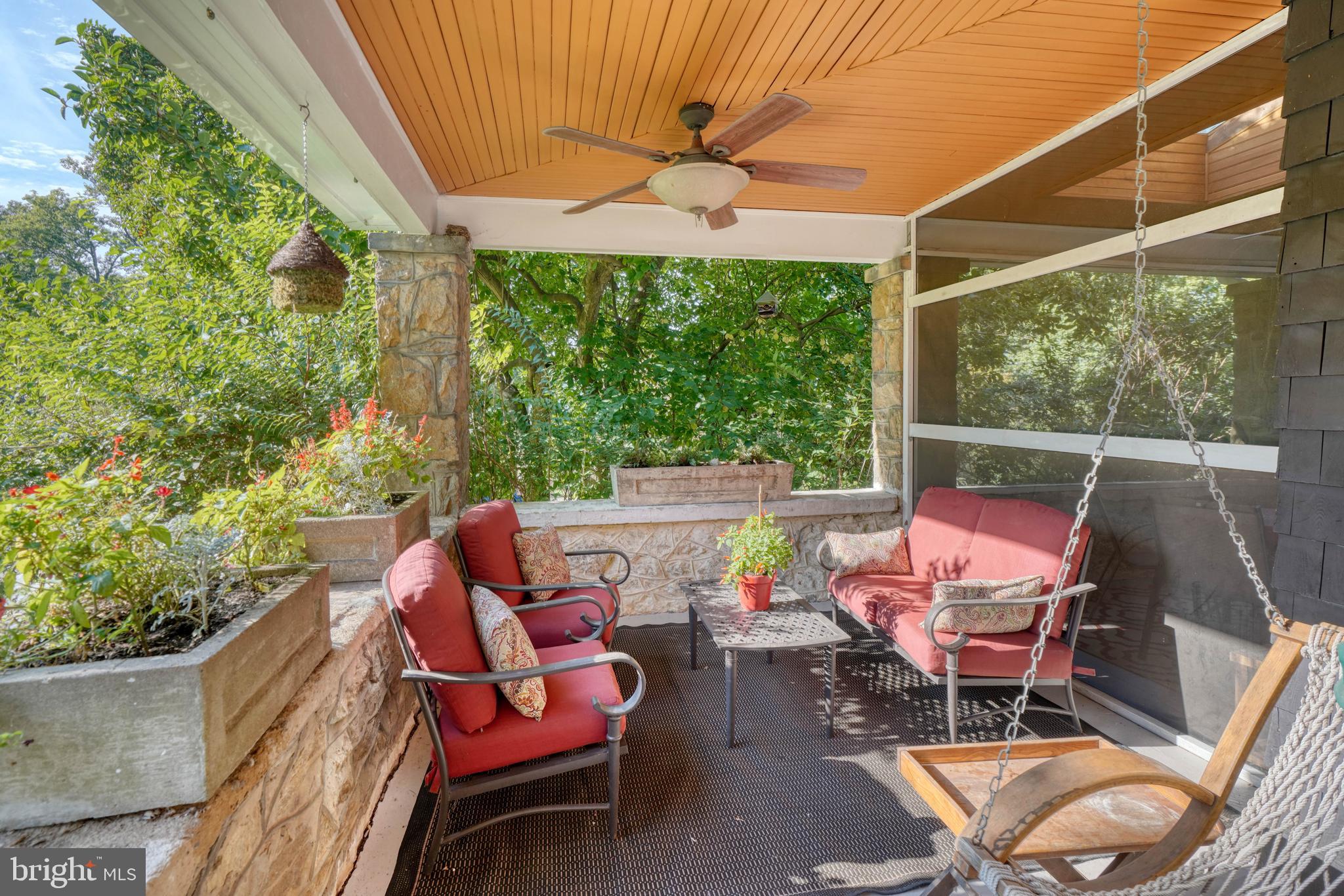 MOUNT WASHINGTON - Residential