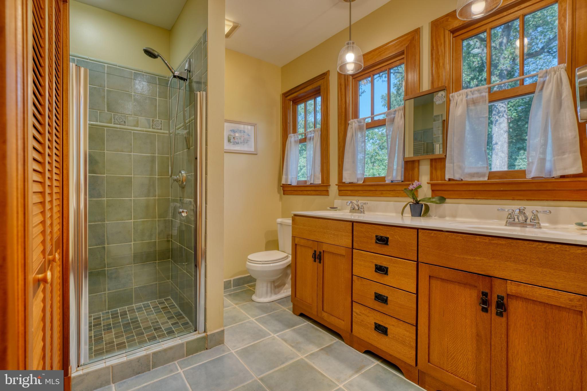 MOUNT WASHINGTON - Residential