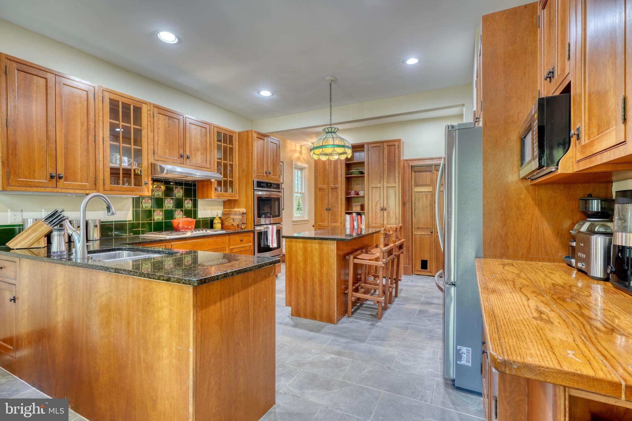 MOUNT WASHINGTON - Residential