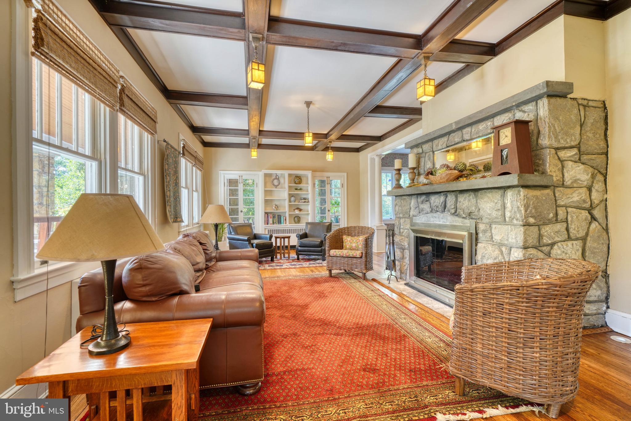 MOUNT WASHINGTON - Residential