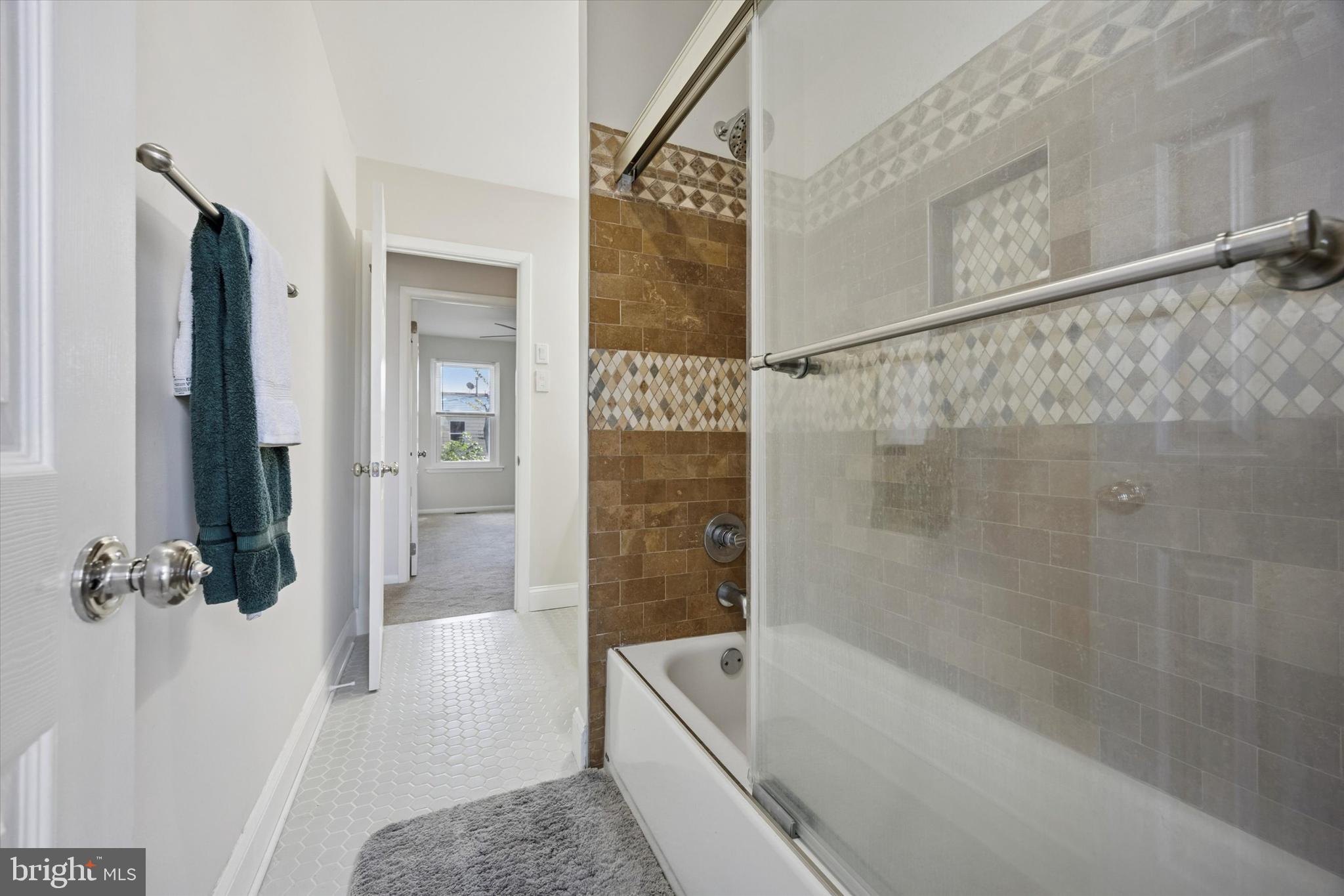 PHILADELPHIA (SOUTHWEST) - Residential