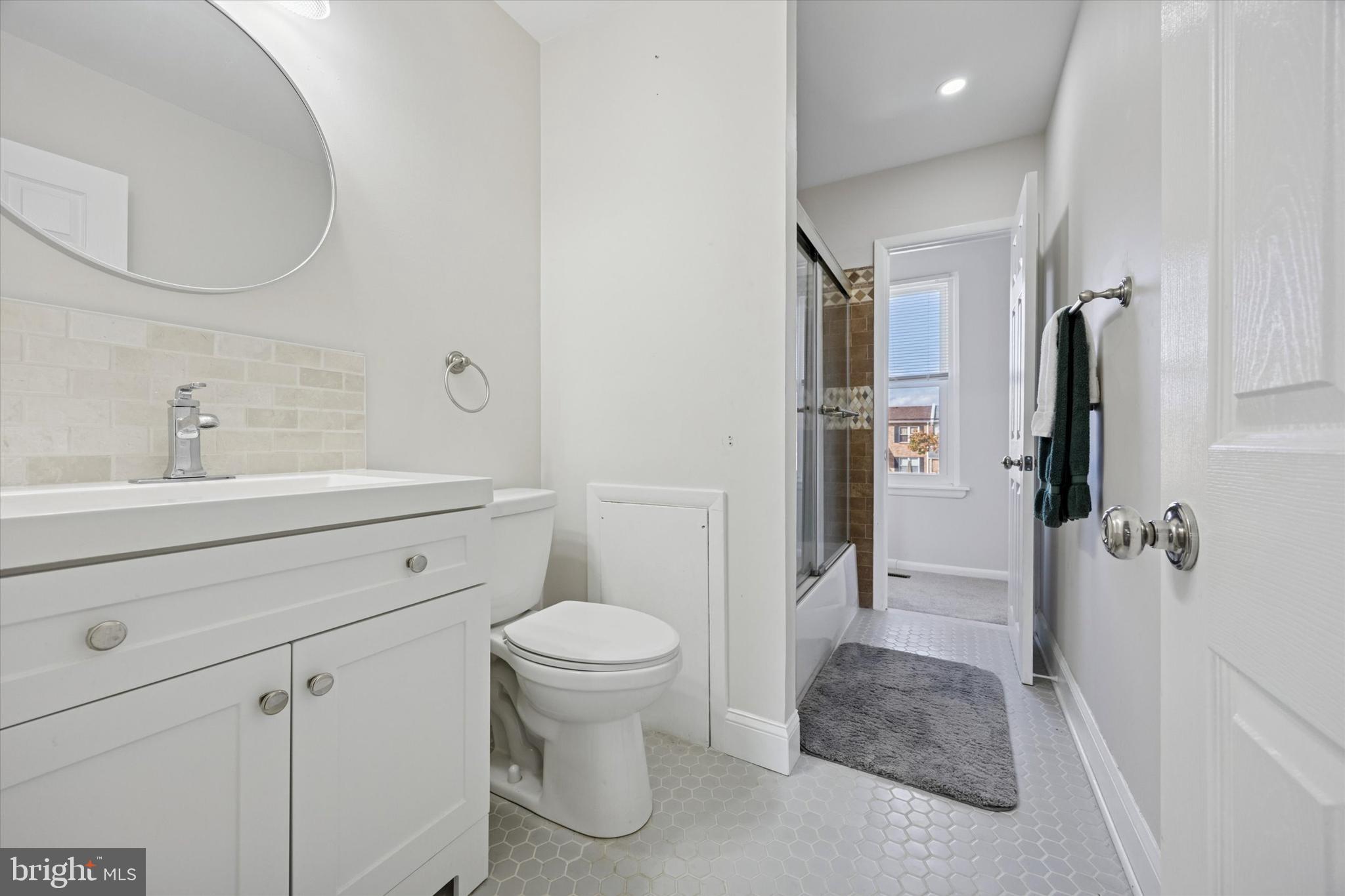 PHILADELPHIA (SOUTHWEST) - Residential