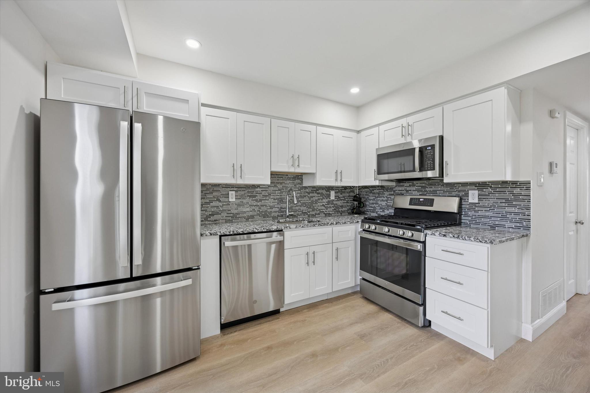 PHILADELPHIA (SOUTHWEST) - Residential