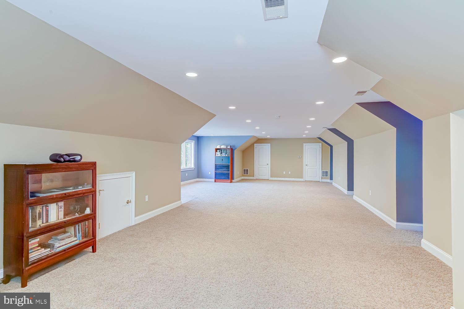 SPRINGTON ESTATES - Residential